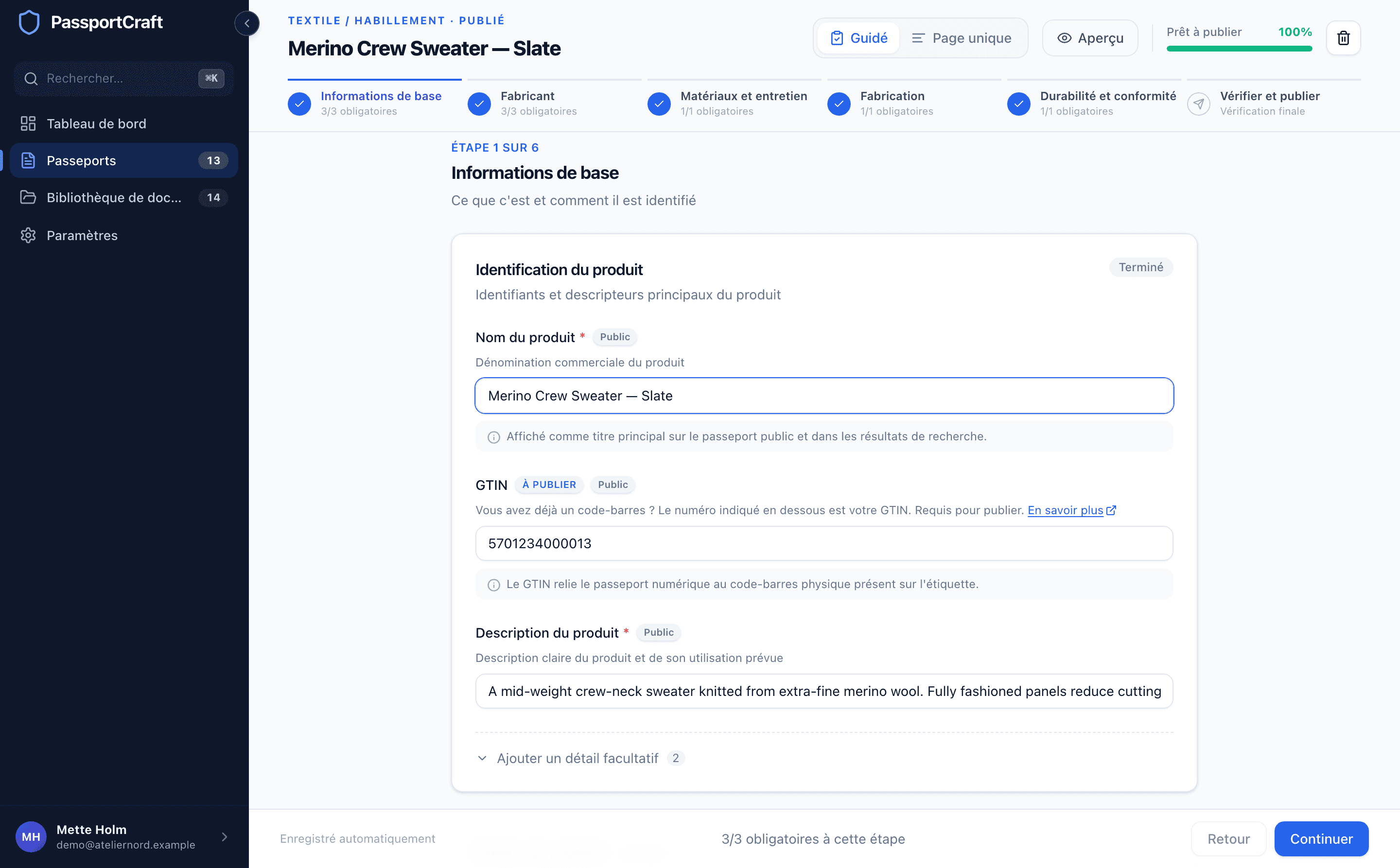 L'éditeur de passeport en affichage Guidé, montrant le sélecteur d'affichage, le niveau de complétion, la navigation par chapitres et l'étape Informations de base.