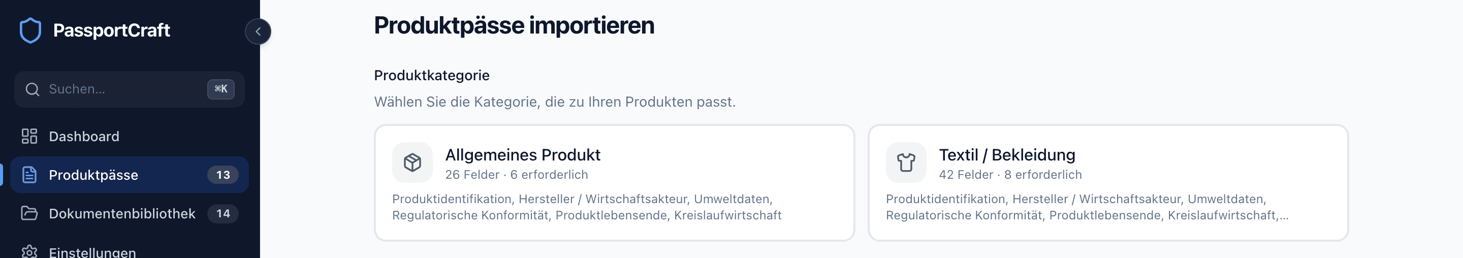 Der Importbildschirm mit ausgewähltem Textilien / Bekleidung, dem CSV-Ablagebereich und dem aufgeklappten Vorlagenhelfer mit drei Download-Schaltflächen.