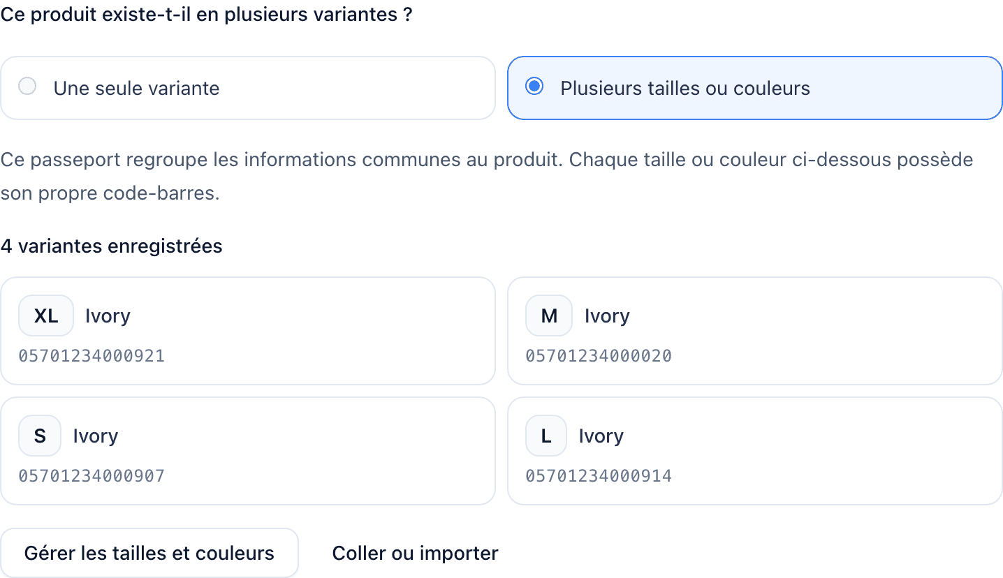 Informations de base après l'identification du premier code-barres : la mention sur les informations communes, quatre variantes enregistrées affichées comme des cartes équivalentes, et le bouton Gérer les tailles et couleurs.
