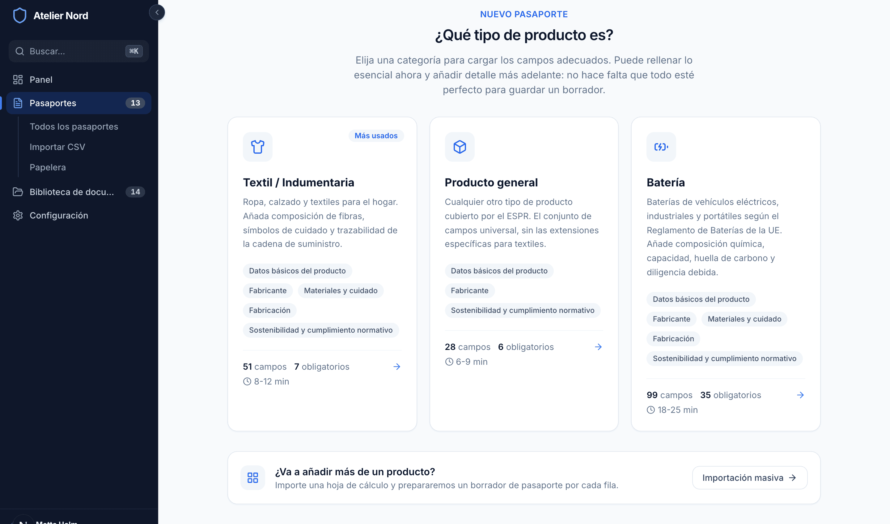 El selector de categoría preguntando ¿Qué tipo de producto es?, con las tarjetas Textil / Indumentaria, Producto general y Batería mostrando el número de campos, el número de obligatorios y los tiempos estimados, y la opción Importación masiva debajo.
