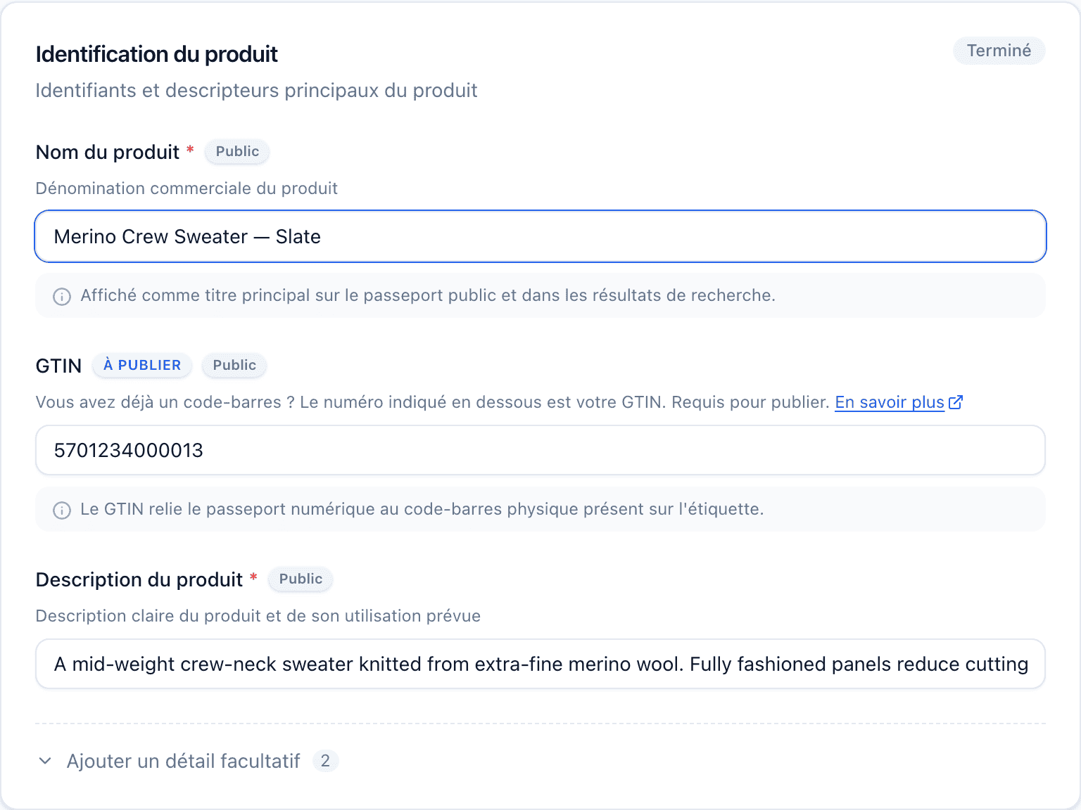 Une section Identification du produit complétée dans l'éditeur, avec un badge Terminé et les champs Nom du produit et GTIN renseignés.