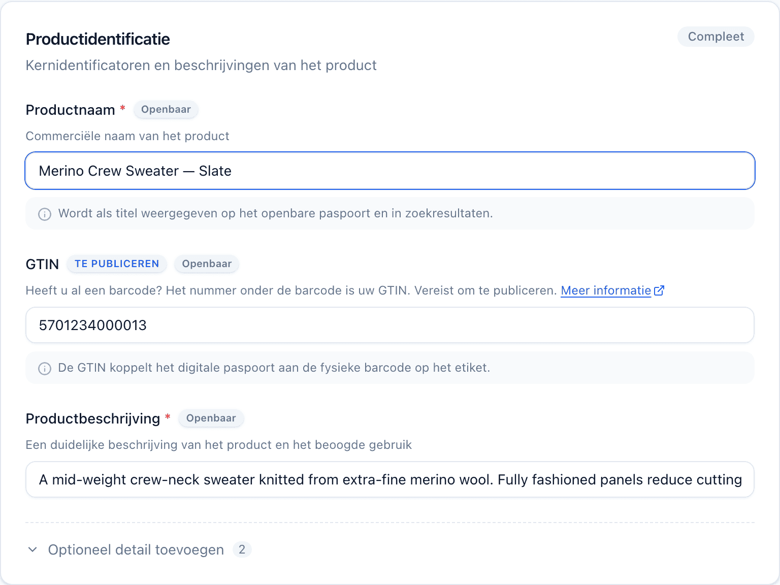 Een voltooide sectie Productidentificatie in de editor, met een label Compleet en de ingevulde velden Productnaam en GTIN.