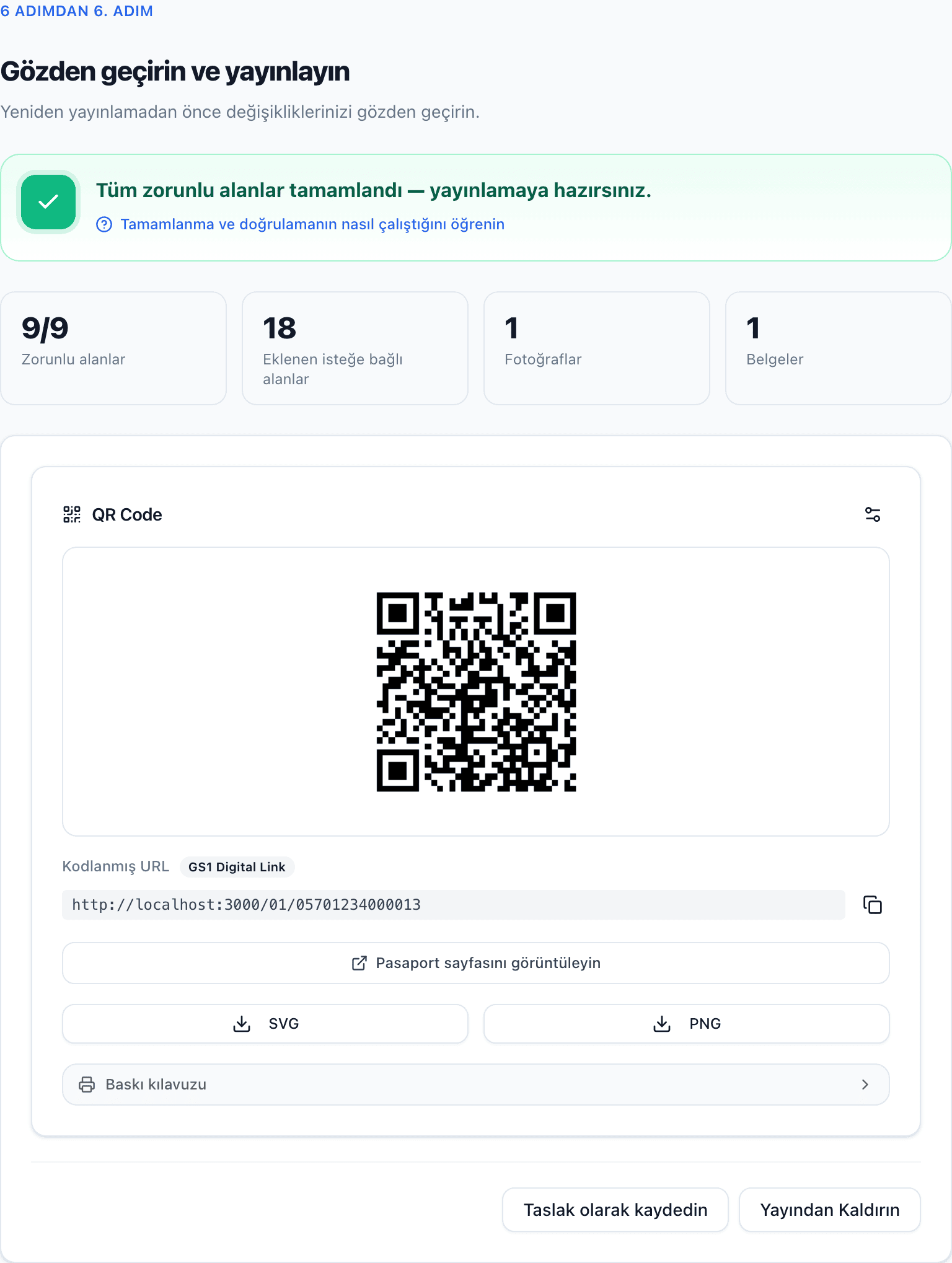 Tamamlanma özetini, yayınlamaya hazır afişini, alan sayımlarını ve QR kodu panelini gösteren İnceleme ve yayınlama adımı.